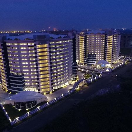 Rajhans Belliza Service Apartment Сурат Екстер'єр фото