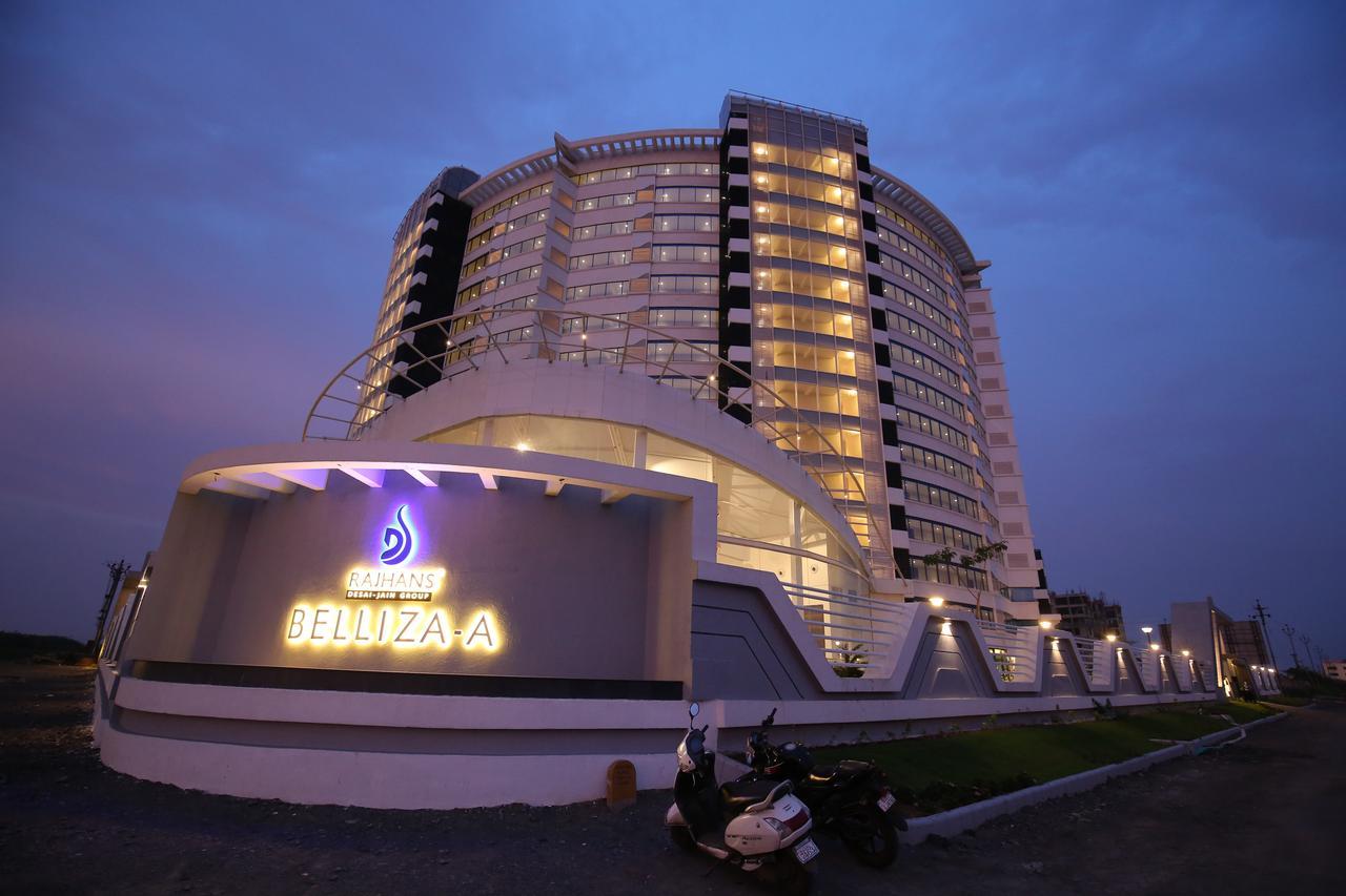 Rajhans Belliza Service Apartment Сурат Екстер'єр фото