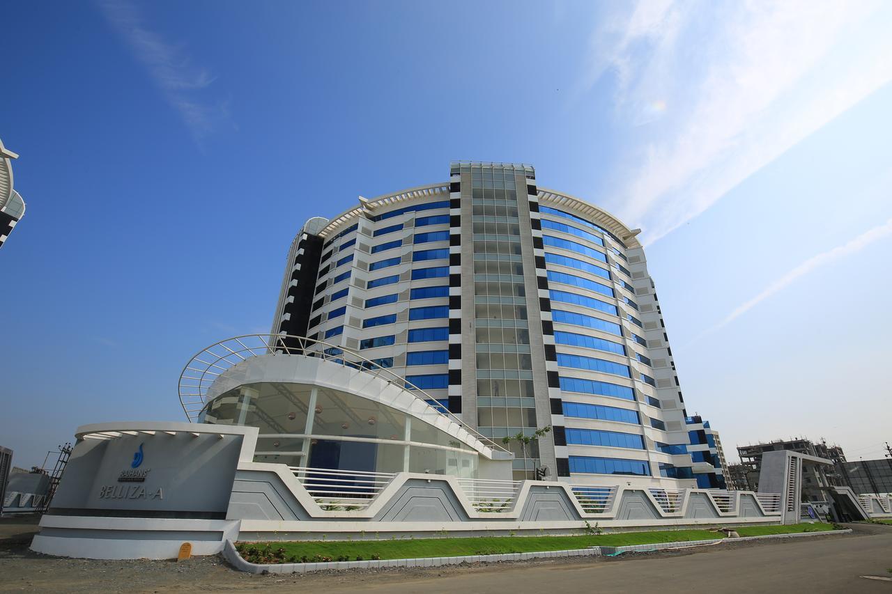 Rajhans Belliza Service Apartment Сурат Екстер'єр фото